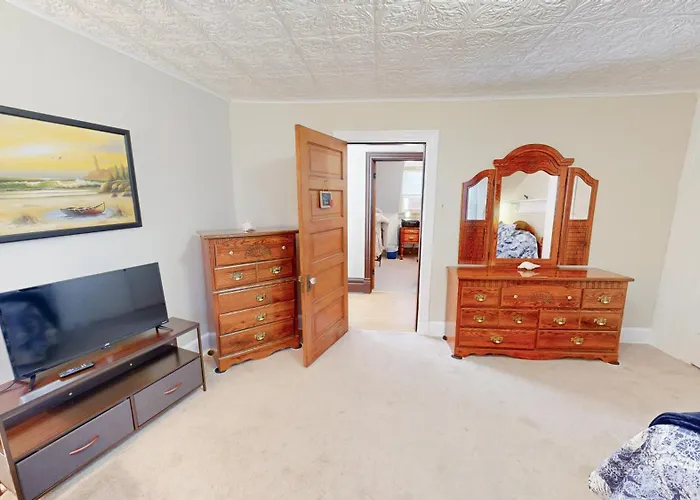 Entire Big Family Close To Zoo And Events - Private Patio And Firepit * Pittsburgh